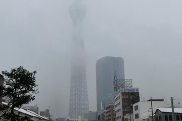 東京スカイツリー、本日雪の中完成 画像