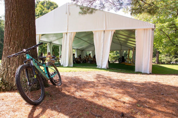 コロナ禍、大学ではテント下の授業も…アメリカ留学レポート 画像