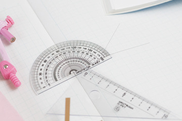 【クレーム対応Q&A】学校指定でない学用品を使いたい 画像