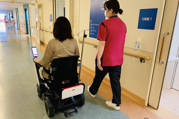 産後ママを病室まで自動運転で移動…成育医療研究センターで実証実験 画像