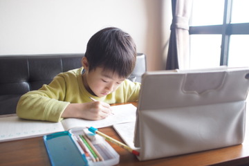 コロナ禍で夏休み延長も…小学生の学びを支援するWebサイト5選 画像