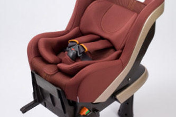 チャイルドシートの取付け方法、8割以上の母親が知らない 画像