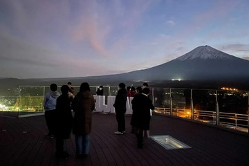 富士急ハイランド・FUJIYAMAタワーで皆既月食観望会11/8 画像