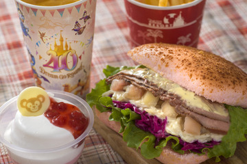 TDS新ショー「ダッフィー＆フレンズのワンダフル・フレンドシップ」予約開始 画像