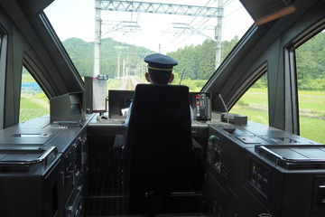 東武特急「スペーシアX」コックピットラウンジに小学生親子招待7/15 画像