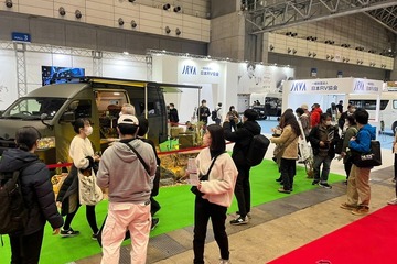 ジャパンキャンピングカーショー2/2開幕…ペットエリアも 画像