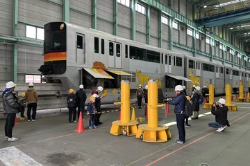 はとバス、多摩モノレール＆京王資料館「特別見学ツアー」 画像