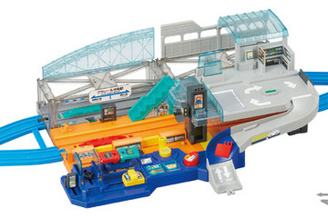 プラレール「ビッグステーション」AI音声案内・顔認証改札など搭載 画像