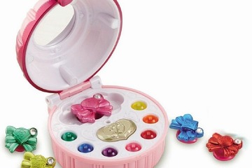 Amazonの「2012年年間ランキング」学生部門では飲み物やコピー用紙など 画像