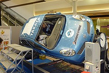 タカタ、キッズエンジニア2013でシートベルトの大切さを紹介 画像