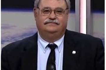 NASA、科学者の死去を受け月面クレーターの命名を申請 画像