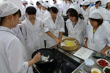 京都女子大、高校生対象の公開講座「食品衛生から学ぶお弁当づくり」9/27 画像