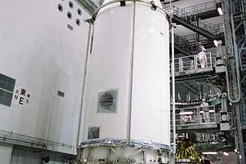 「はやぶさ2」、回収後ロケットの一部を抽選でプレゼント 画像