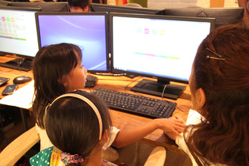 デジハリ、クリスマスアプリを親子でつくるワークショップ12/14 画像