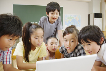 Googleが子ども向け検索機能の開発に着手 画像