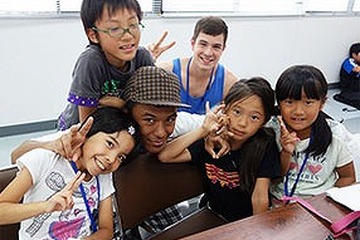 【春休み】小学生対象のスプリングキャンプ、牧場で海外学生と共同生活 画像