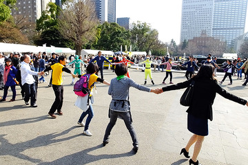 震災を忘れない…日比谷公園で「国際幸福デー」イベント 画像