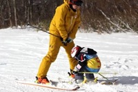 親子でスキー体験、群馬・たんばらスキーパーク1/14 画像