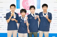 日本初開催の第30回「国際情報オリンピック」生徒4人全員がメダル獲得 画像