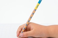 滑り止め＆持ち方ガイド付き鉛筆…トンボ 画像