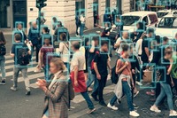 東大発AIベンチャー、ドラレコ映像から個人情報を自動除去する新技術開発 画像
