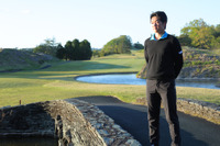 プロから世界へ、ゴルフ部主将・三浦隆治さんを支えるルネサンス高校の環境とは
