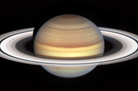 土星の衛星、新たに62個発見され計145個に…太陽系最多 画像
