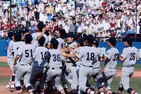東京六大学野球2014春季リーグ、慶應義塾が6季ぶり34回目の優勝 画像