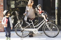 「VERY」とコラボしたパパ・ママ向け子ども乗せ自転車「HYDEE.II」発売 画像