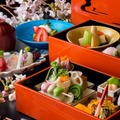 日本料理「雲海」のお花見弁当風「花衣」