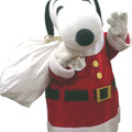 初日の11月24日17時からは、サンタクロース姿のスヌーピーも登場するイルミネーション点灯式が開催　※イメージ