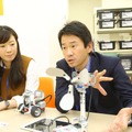「プログラボ」の説明をする東京メトロの北山由奈氏とJR中央ラインモールの服部剛士氏