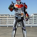 『平成仮面ライダー20作記念 仮面ライダー平成ジェネレーションズ FOREVER』クウガアーマー(C)石森プロ・テレビ朝日・ADK・東映