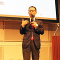 前文部科学大臣補佐官で、現在、東京大学と慶應義塾大学の教授である鈴木寛氏