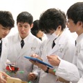 広尾学園、iPadを活用した公開物理実験授業