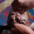 ミャンマーでのポリオワクチン接種　(c) JCV