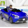 子供向け燃料電池自動車FC-PIUS試乗会