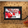 iPadをキッチンカウンターに取り付けたイメージ（iPadは別売）