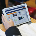 タブレット端末を使っての調べ学習やプレゼンテーションなど