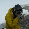 南極での地質調査のようす