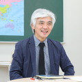 高校1年生学年主任で国語科教諭の伊藤悟史先生
