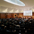 満席の会場で、多様な学びの未来を見つめる対話が続いた。