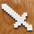【無料体験参加特典】教室の最新3Dプリンターで制作した約15cmのマインクラフトの剣