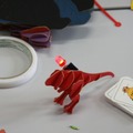 LEDをつけた恐竜