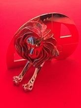 「CANNES LIONS」金賞のトロフィー