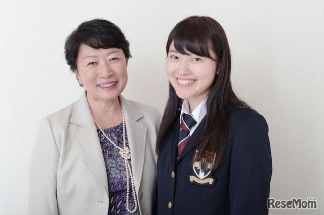 立教英国学院在校生の今田宇咲さんとお母さま