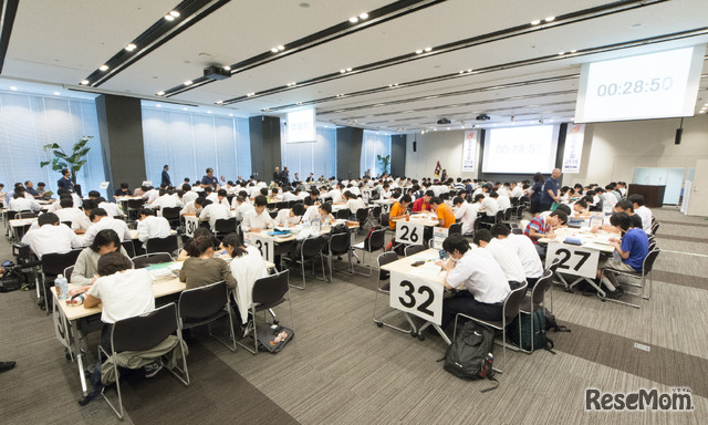 「数学甲子園2016」本選・競技中のようす