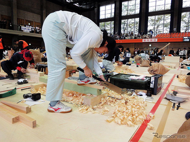 技能五輪全国大会（10月21～24日）　「建築大工」競技