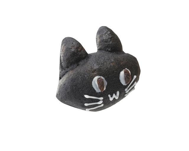 アンデルセン「黒猫チョコクリームパン」（220円）