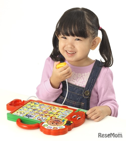歌って育てる英語耳 セガトイズ アンパンマン知育玩具2 9発売 2枚目の写真 画像 リセマム